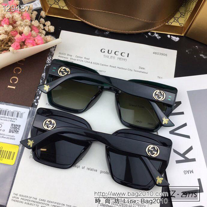 GUCCI古馳 2019新款 古奇小蜜蜂爆款太陽鏡 遮擋有害光線防輻射 出行旅遊搭配衣服必備品 2977S   lly1463